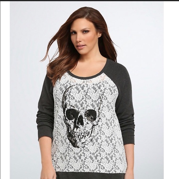 Tops - Torrid size 2X lace front skull print sweatshirt